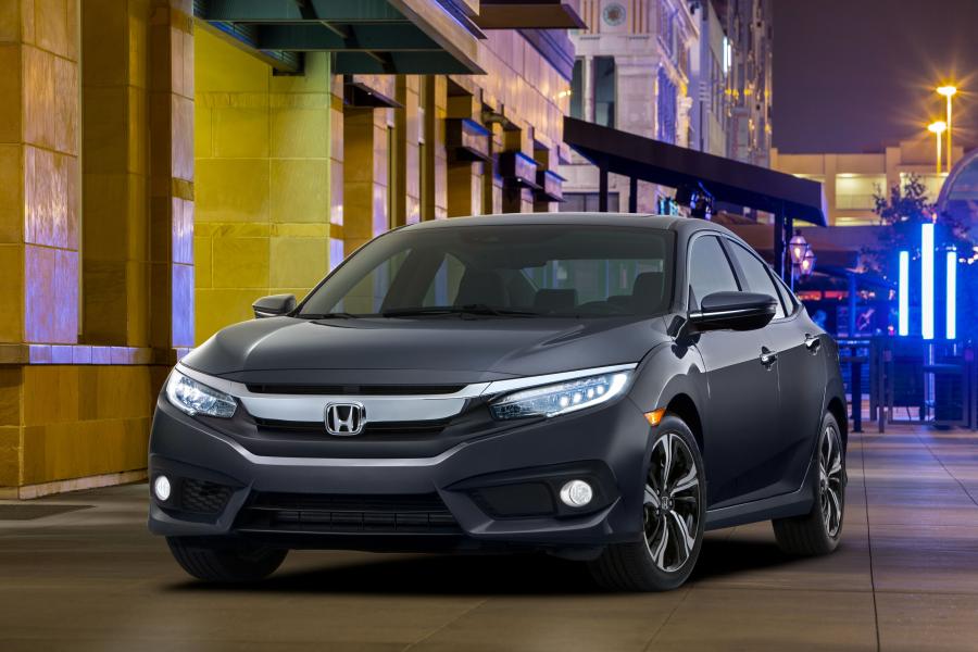 Honda Civic Touring Sedan (FC1) 2015 года  (NA) (фото 33 из 40)
